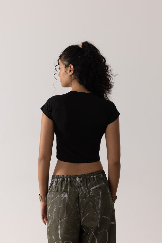 'Raat' Baby Tee in Black