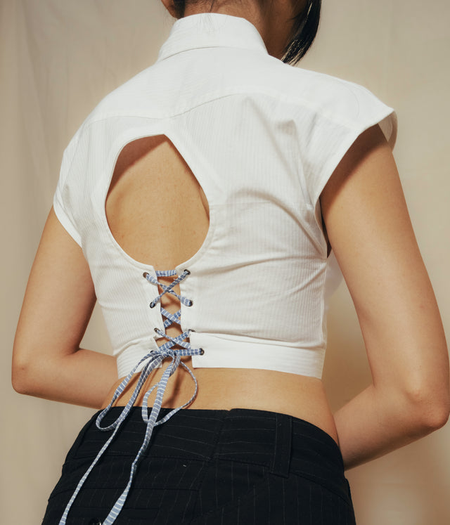 Sleeveless Cropped Shirt in White