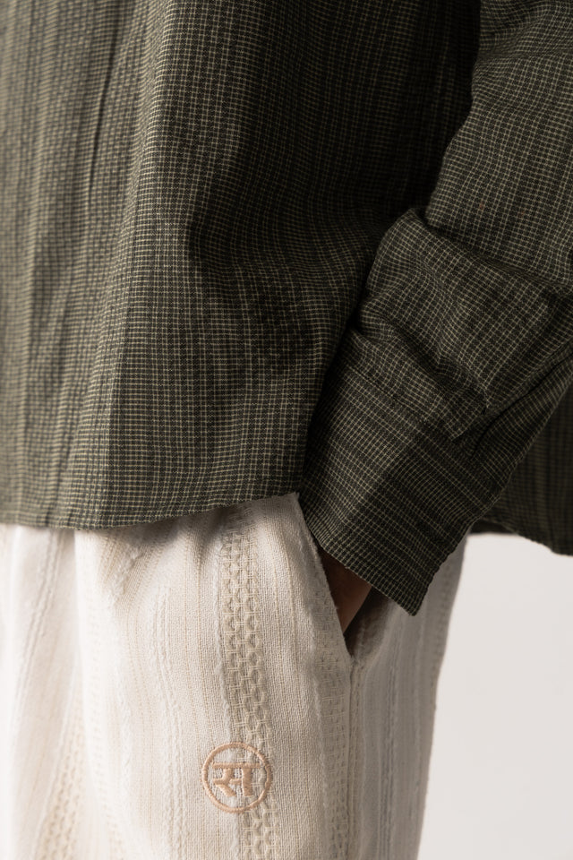 Kurta Shirt in Textured Green (5 of 5)