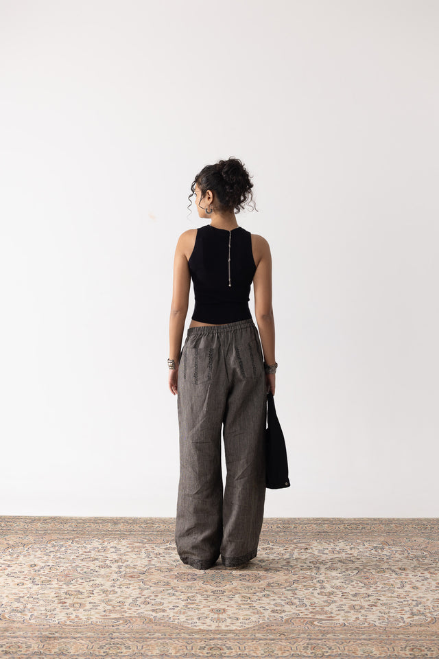 Tuck-Knit Tank in Black