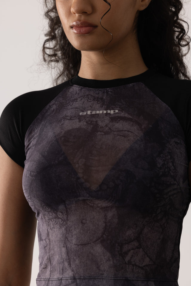 'Raat' Baby Tee in Black