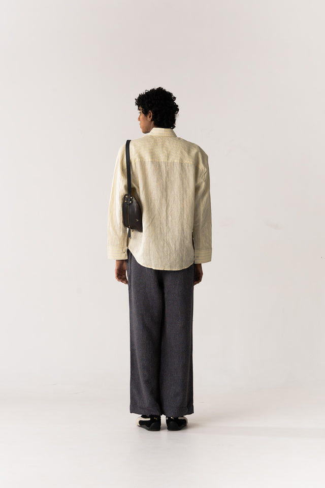 Jacquard-Woven Pants in Blue Houndstooth (5 of 5)