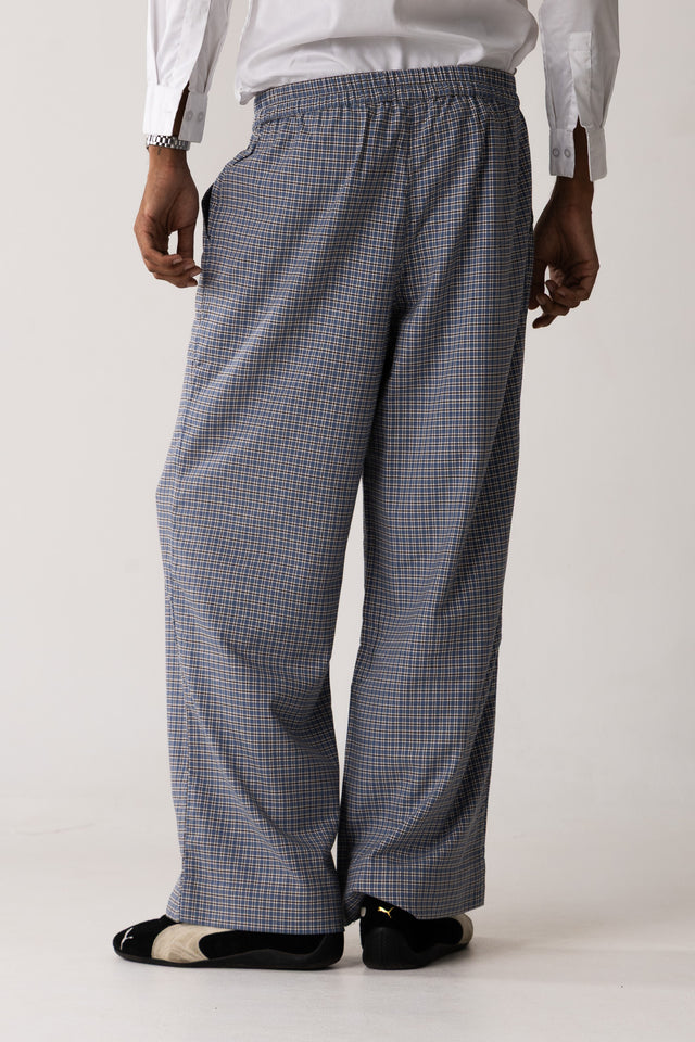 Chequered Cotton Pyjamas in Blue (4 of 4)